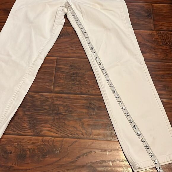 Vintage Guess Jeans White Button Fly Closure Denim Jeans Casual - Picture 4 of 11